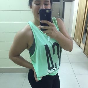 Meet your Posher, Amanda