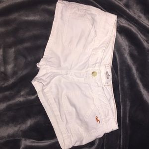 white women's Hollister shorts