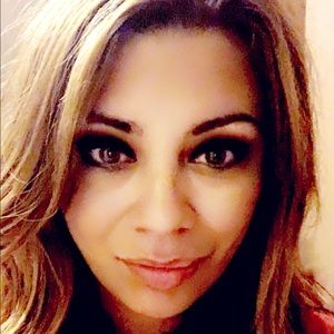 Meet your Posher, Christine