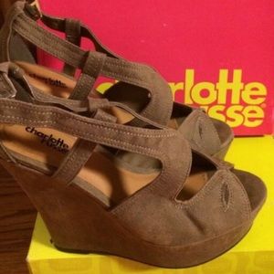 Open toed wedges!