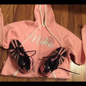 Nike pink hoody and shoes