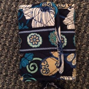 Vera Bradley wallet