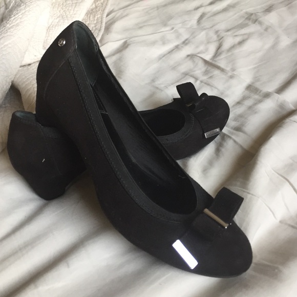 Black Dana Buchman Heels - Picture 1 of 3