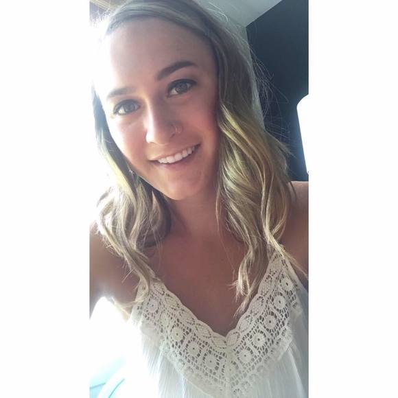 Meet your Posher, Amelia - Picture 1 of 1