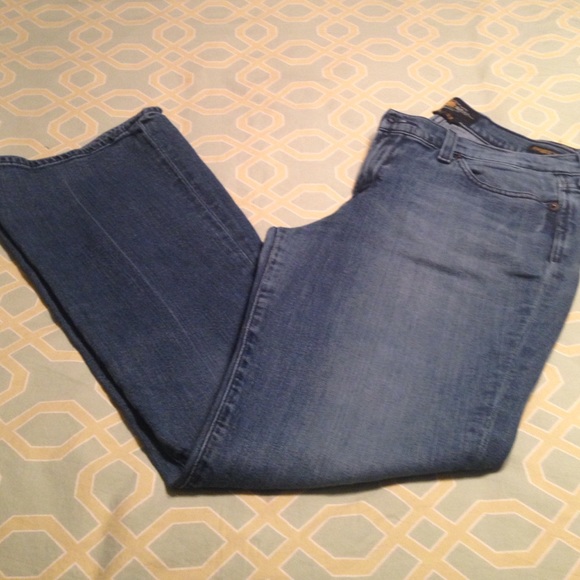 LOWEST PRICE Lucky Brand Leslie Sweet N Low jeans