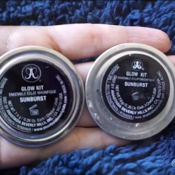 Anastasia glow kit REAL vs FAKE - Picture 2 of 3