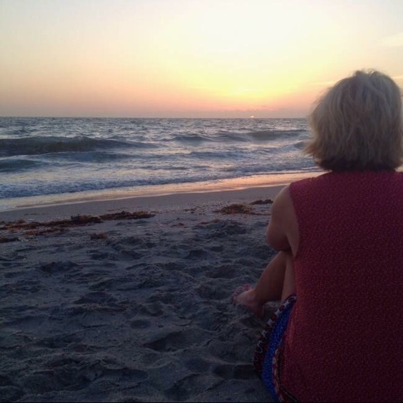 Meet your Posher, Debbie - Picture 4 of 4