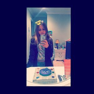 Meet your Posher, Nikki