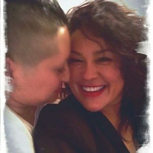 Meet your Posher, Rayna