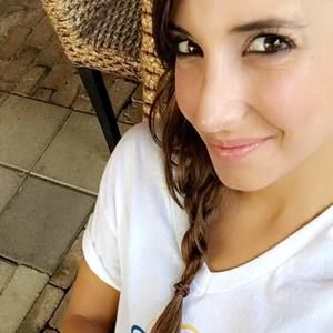 Meet your Posher, Daniella