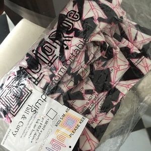 TC BNWT Paper Planes.