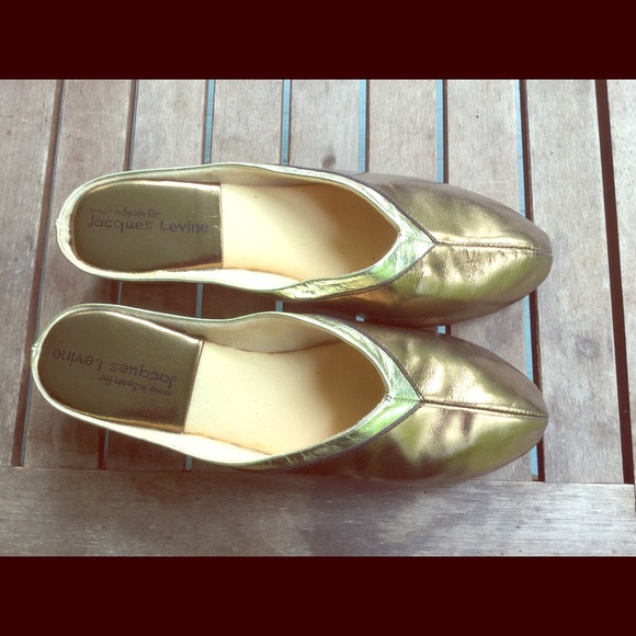 Jacques Levine vintage leather slippers