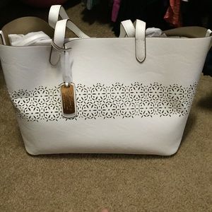 Ralph Lauren- White tote bag with make-up bag.