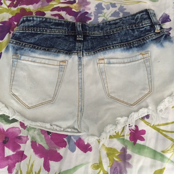 Jean shorts - Picture 2 of 3