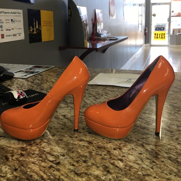 Orange Pump Heels - Sexy Step - Size 5 - Picture 2 of 4