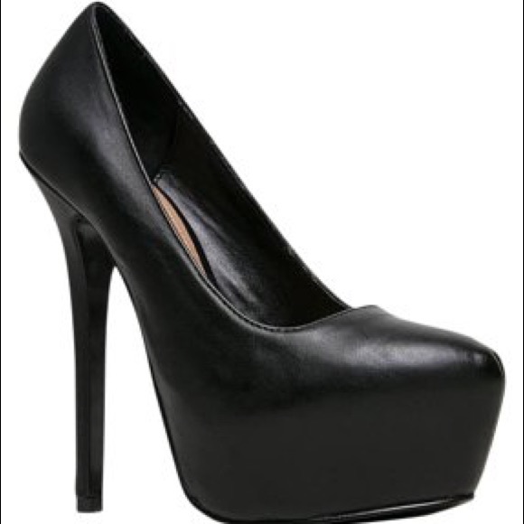 Steve Madden Dejavu Size 8