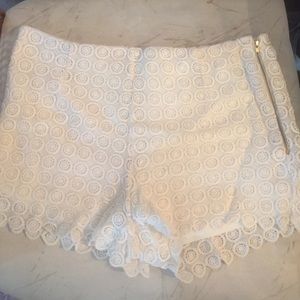 Lace shorts 😍 so cute!!!