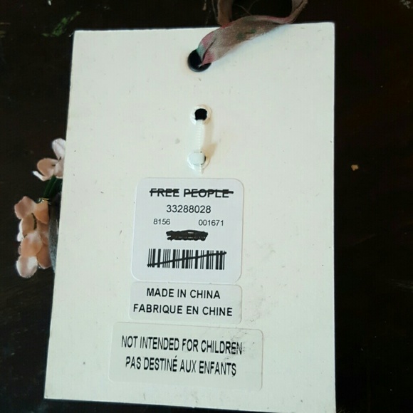 Free People flower hair accessory - Picture 3 of 3