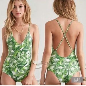 Green leaf one piece swimsuit NWOT