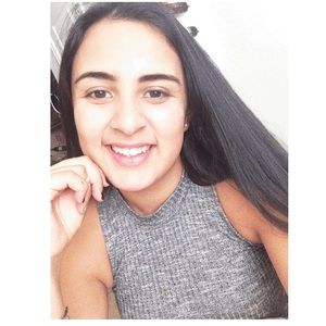 Meet your Posher, Andrea