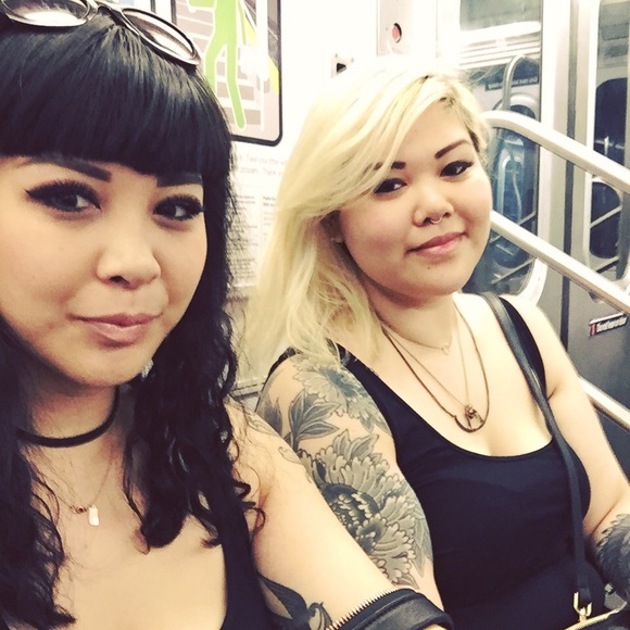 Meet your Posher, Emily - Picture 3 of 3