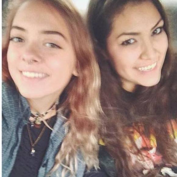 Meet your Posher, Jazmin - Picture 1 of 1