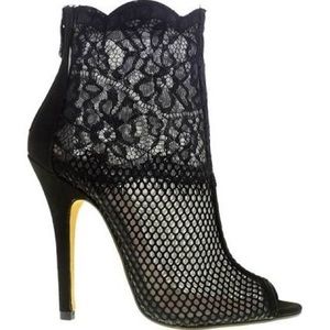 Chinese Laundry Lace Heels
