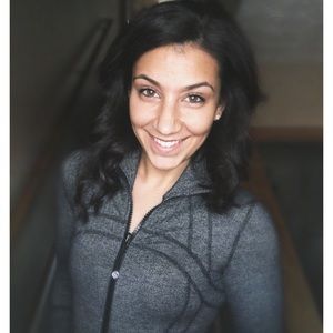 Meet your Posher, Gina