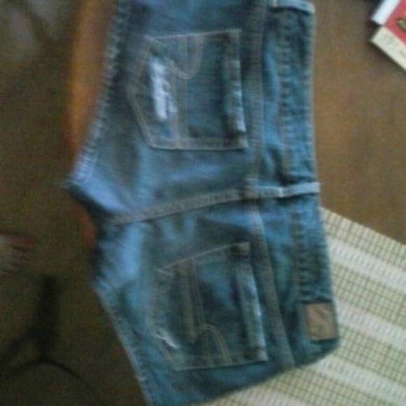 Shorts - Picture 2 of 2