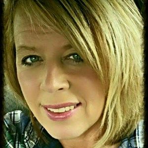 Meet your Posher, Teresa