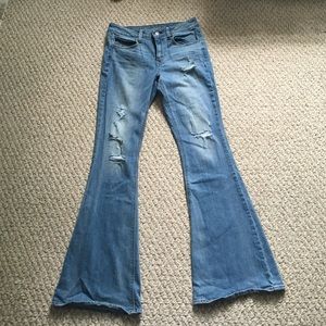 American Eagle Hi-Rise Artist Stretchy Jeans