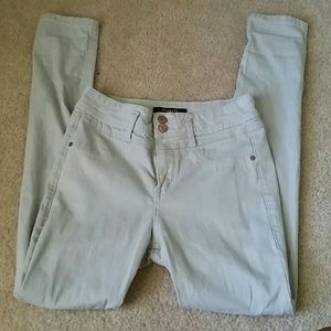 High-waisted khaki skinny jeans