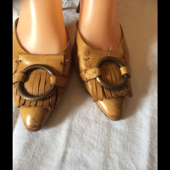 Yves Saint Laurent leather tassel mules - Picture 2 of 4