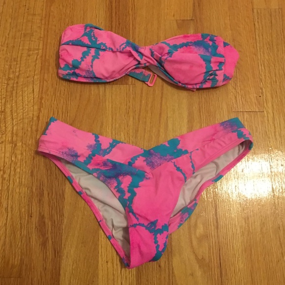 Billabong bikini set