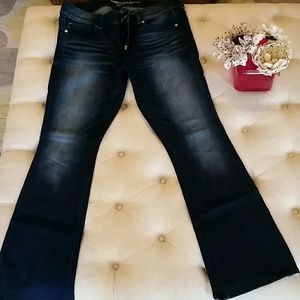 American Eagle super stretch, kick boot, size 16