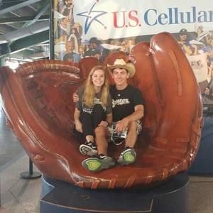 Meet your Posher, Paige