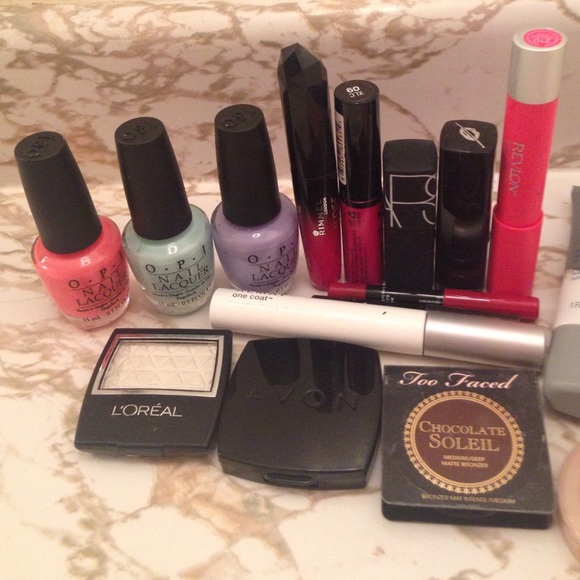 Makeup lot -- high end and drugstore!! - Picture 3 of 4