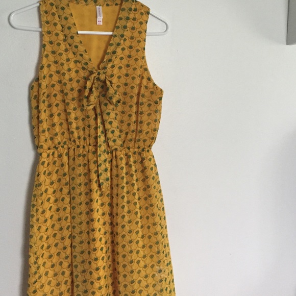 Vintage inspired tie front dress