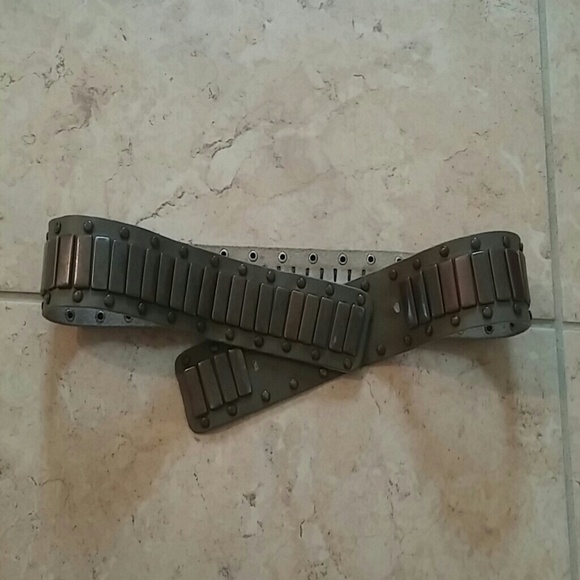 Army Green Meltal Belt