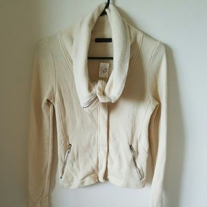 100% organic cotton zip up