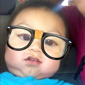 Meet your Posher, Alexis