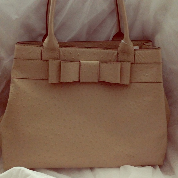 Kate Spade Charm City Ostrich Diehl in Sidewalk