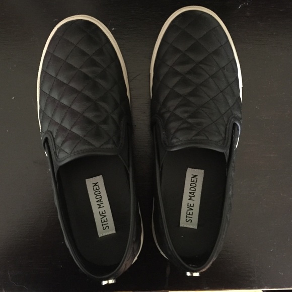 Steve Madden Ecentrcq Quilted Sneakers