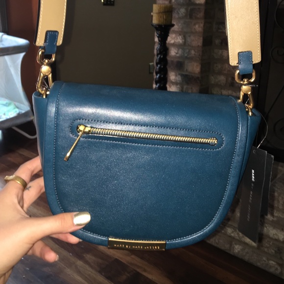 Additional pics of Marc Jacobs Luna Bag!!