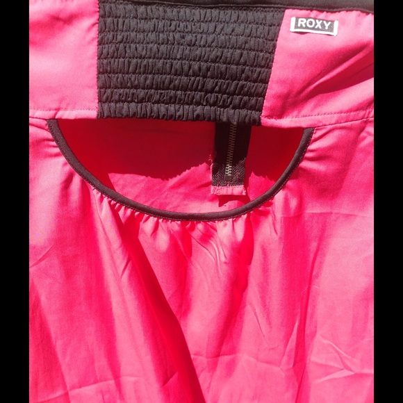 Foxy pink dress💗 - Picture 3 of 3