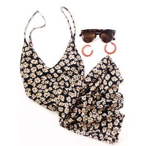 ✨HOST PICK✨Low back sunflower dress