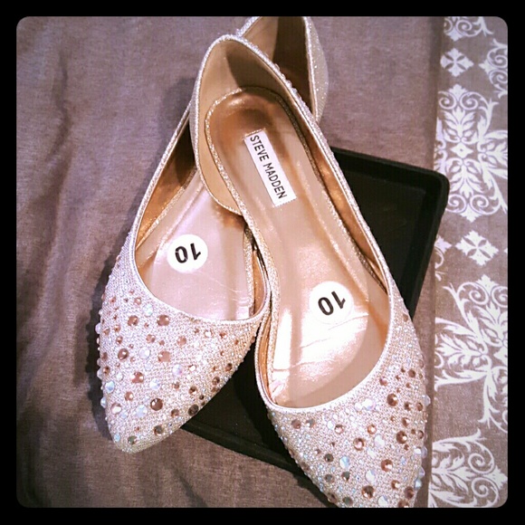 A pre-owned Steve Madden