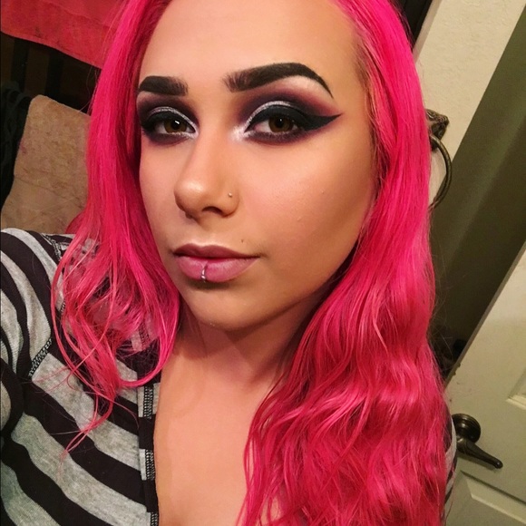 Meet your Posher, Badia - Picture 1 of 4