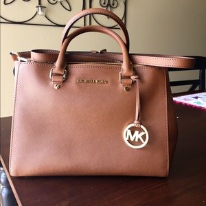 Michael Kors purse