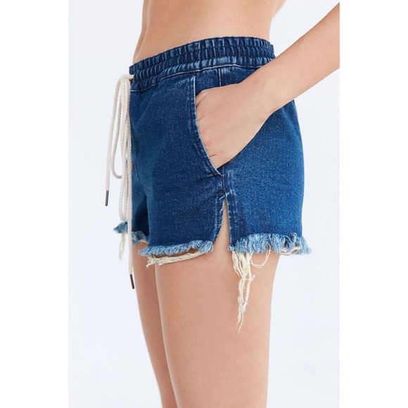 NWT UO Festival Tie Shorts - Picture 3 of 4